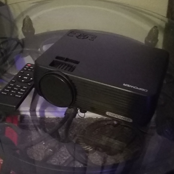 Projector - Picture 2 of 6